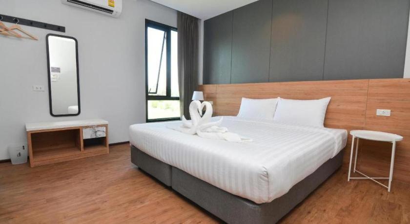 Boondara Boutique Hotel Nakhon Phanom Esterno foto