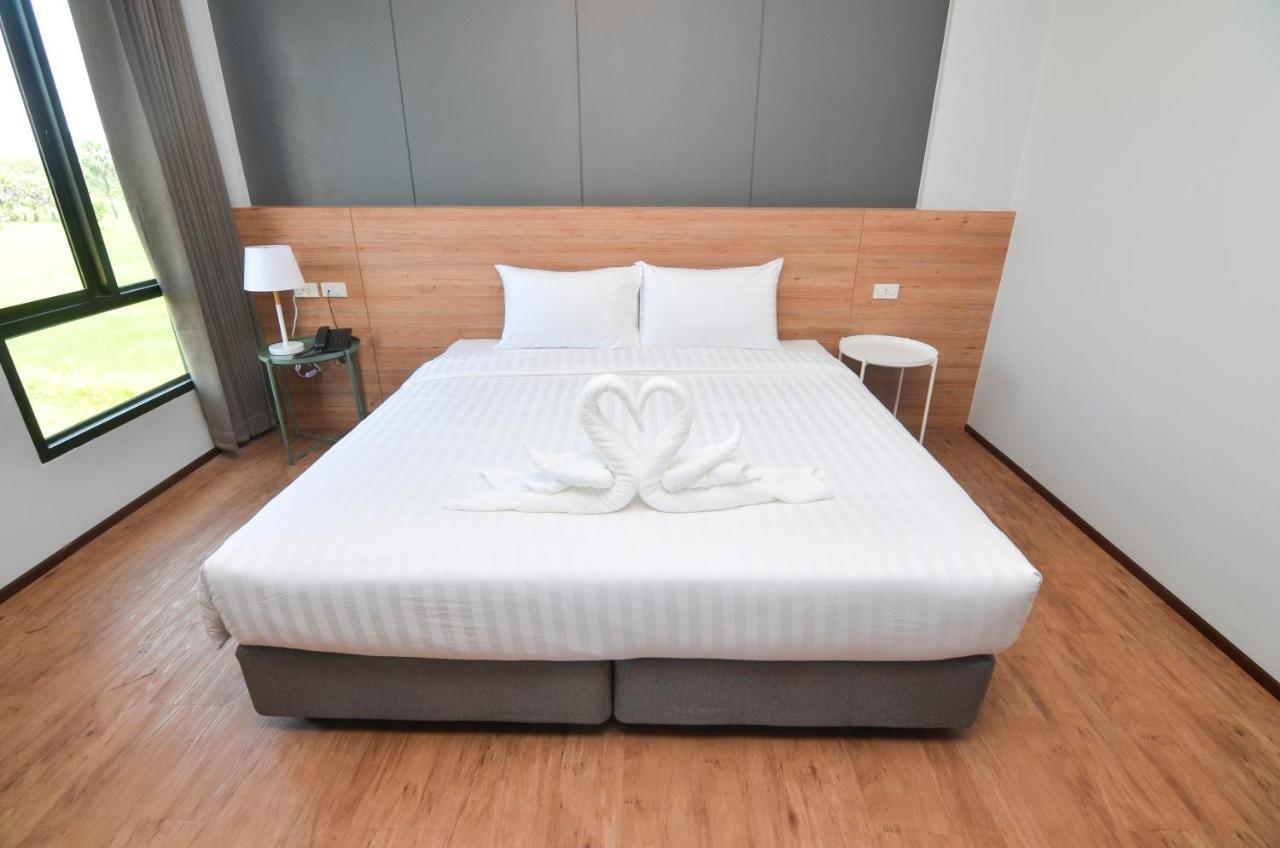 Boondara Boutique Hotel Nakhon Phanom Esterno foto
